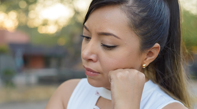 no puedes hacer con estatus de asilo defensivo